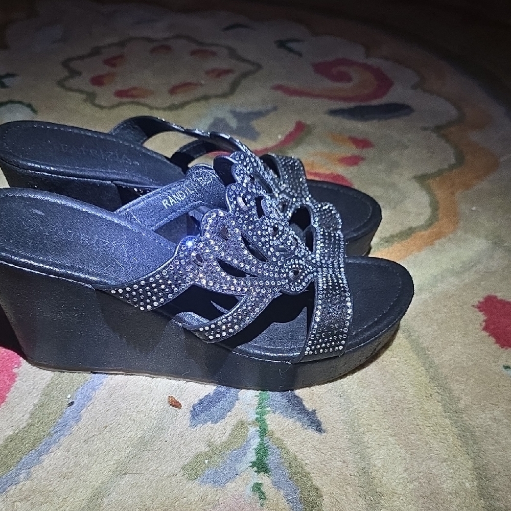 Sparkling Black Rhinestone Sandals - Picture 2 of 4